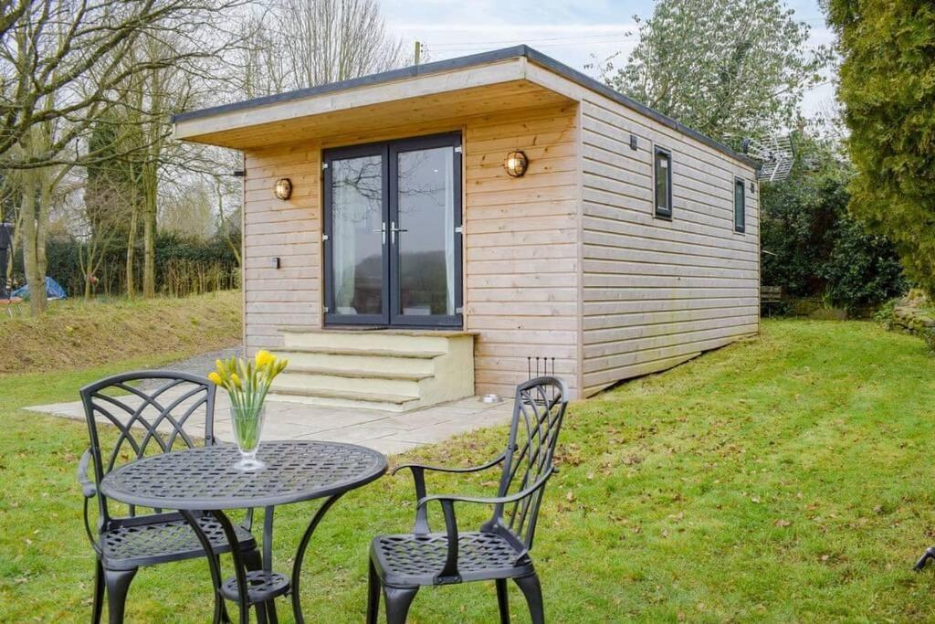 Holiday home Secluded Log In Beautiful Private Gardens Broxwood